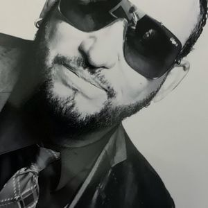 Meet your Posher, Steele